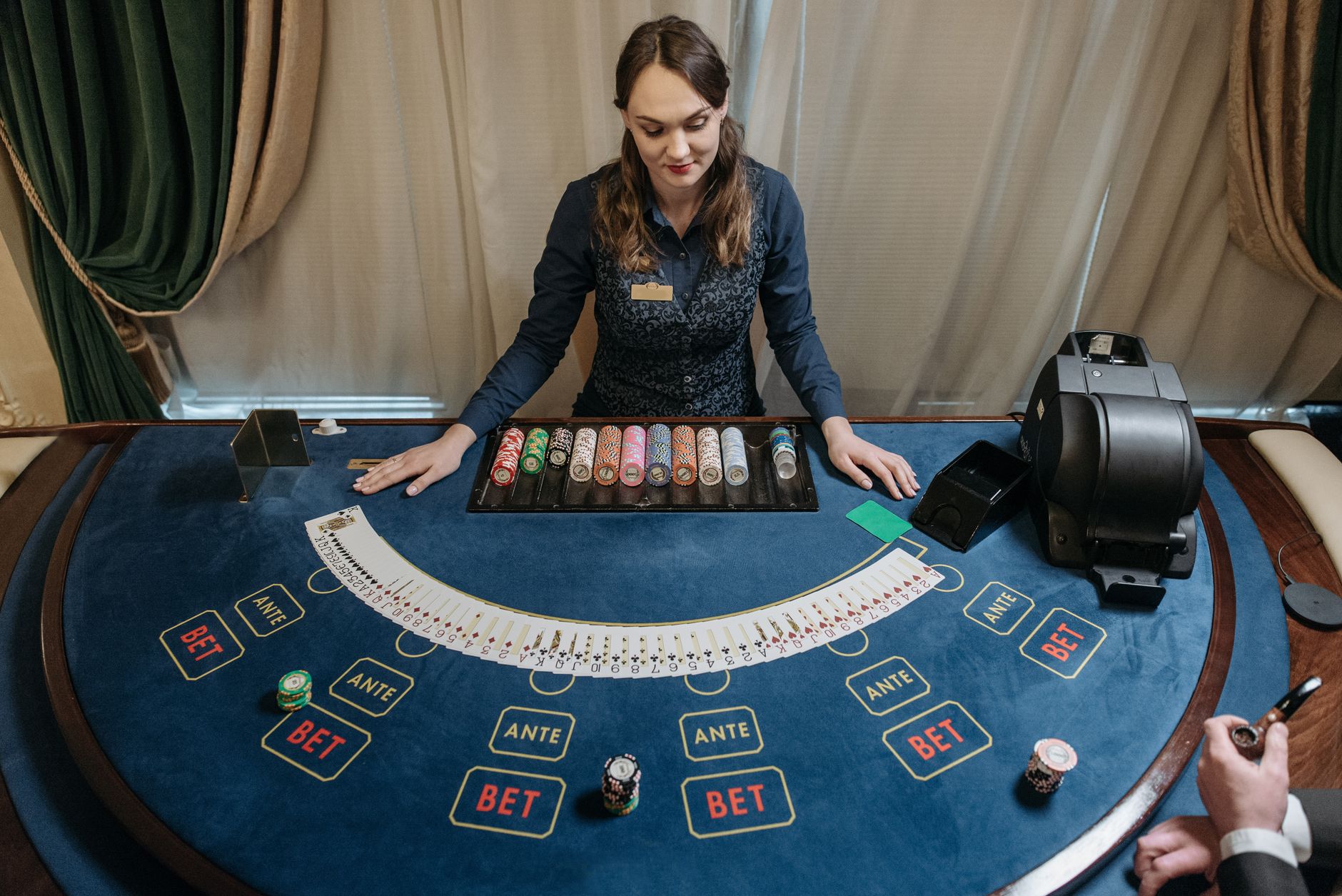 Beispiel: Casino-Footer mit Lizenz und Impressum